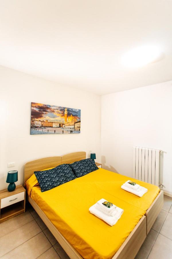 Appartamento Casa R&R *10' A Piedi Da Piazza Del Campo*! Siena Esterno foto